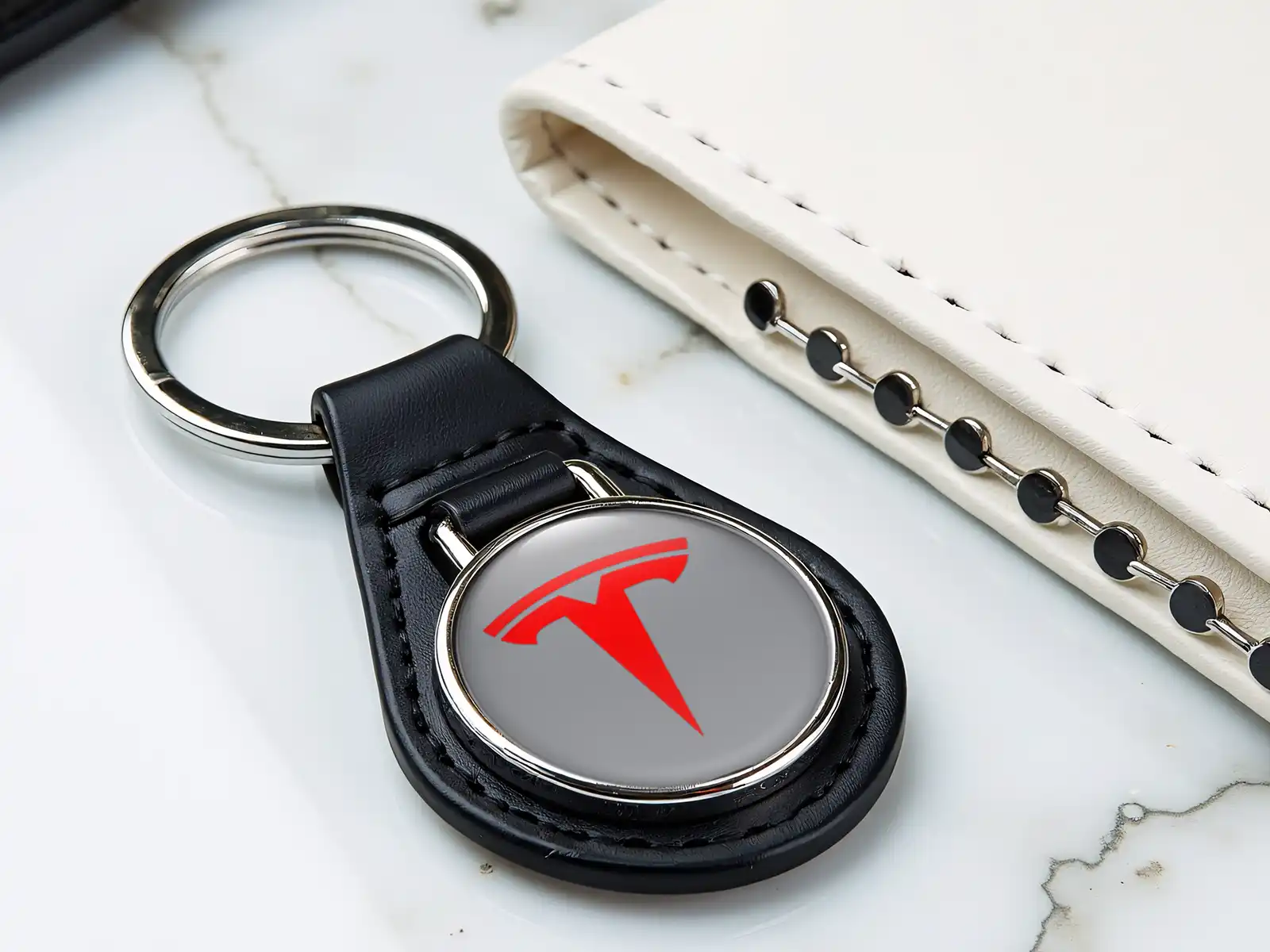 Tesla Llavero Coach Imitación Alta Toque Estilo